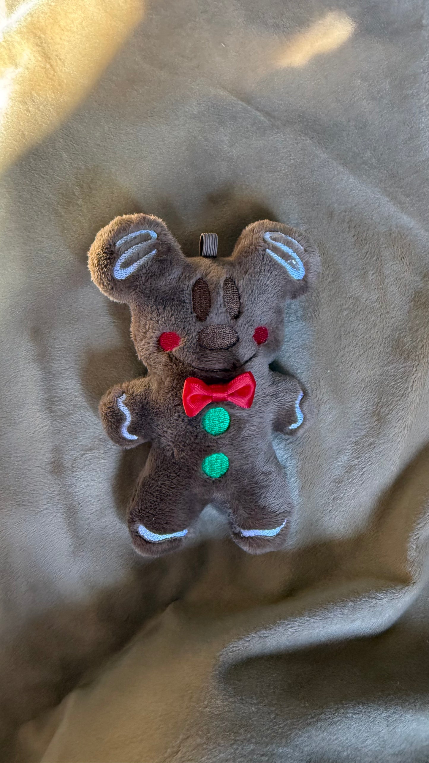 Red&green gingerbread keychain